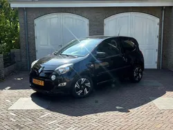 Zwart Gebruikt 2012 Renault Twingo Collection Hatchback | € 3.799 (Eerlijke prijs)