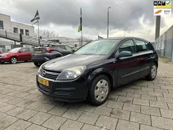 Zwart Gebruikt 2005 Opel Astra Enjoy Hatchback | € 499 (Super prijs)