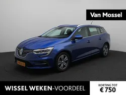 Blauw Gebruikt 2023 Renault Mégane GrandTour Equilibre Stationwagen | € 20.930 (Eerlijke prijs)