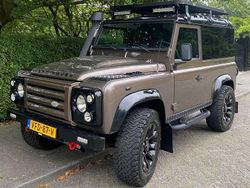 Brons Gebruikt 2011 Land Rover Defender SE Stationwagen | € 29.250