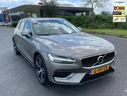 Grijs Gebruikt 2020 Volvo V60 Inscription Stationwagen | € 28.450 (Goede deal)