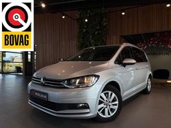 Grijs Gebruikt 2021 VW Touran Highline MPV | € 27.900 (Goede deal)