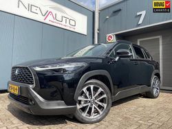 Zwart Gebruikt 2024 Toyota Corolla Cross Style SUV | € 38.900 (Eerlijke prijs)