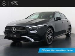Zwart, metallic lak Nieuw 2025 Mercedes A250 Business Sedan | € 51.861 (Duur)