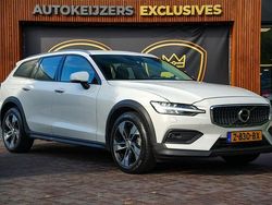 Wit Gebruikt 2021 Volvo V60 CC Pro Stationwagen | € 35.900 (Super prijs)