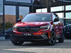 Rood Gebruikt 2023 Renault Austral Iconic Esprit Alpine SUV | € 29.500