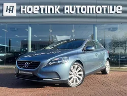 Blauw Gebruikt 2014 Volvo V40 Momentum Stationwagen | € 13.940 (Eerlijke prijs)