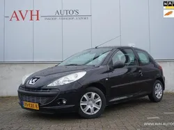 Zwart Gebruikt 2010 Peugeot 206+ Hatchback | € 3.950 (Iets duurder)