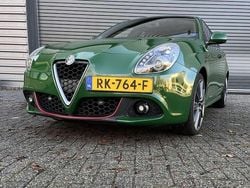 Groen Gebruikt 2017 Alfa Romeo Giulietta Super Hatchback | € 13.995