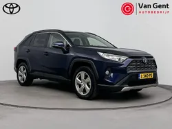 Blauw Gebruikt 2021 Toyota RAV4 Hybrid Style SUV | € 37.999 (Eerlijke prijs)