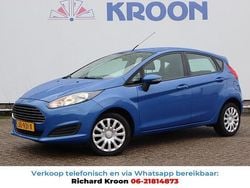 Blauw (metallic) Gebruikt 2013 Ford Fiesta Trend Hatchback | € 6.750 (Eerlijke prijs)