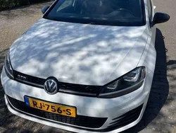 Wit Gebruikt 2016 VW Golf VII Pure Stationwagen | € 16.500 (Goede deal)