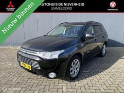 Zwart Gebruikt 2013 Mitsubishi Outlander P-HEV Intense+ SUV | € 8.450 (Goede deal)