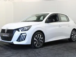 Wit Gebruikt 2024 Peugeot 208 Active Hatchback | € 16.750 (Eerlijke prijs)