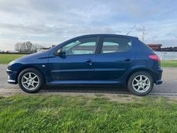 Blauw Gebruikt 2006 Peugeot 206 Hatchback | € 1.195 (Eerlijke prijs)