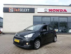 Zwart Gebruikt 2016 Hyundai i10 Comfort Hatchback | € 7.950 (Eerlijke prijs)
