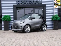 Grijs Gebruikt 2021 Smart ForTwo Electric Drive Cabriolet | € 14.895 (Eerlijke prijs)
