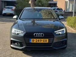 Grijs Gebruikt 2016 Audi A4 Stationwagen | € 19.000 (Eerlijke prijs)