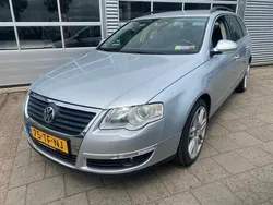 Grijs, metallic lak Gebruikt 2006 VW Passat Comfortline Stationwagen | € 1.399 (Goede deal)