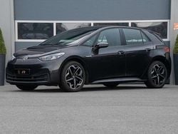 Grijs Gebruikt 2020 VW ID.3 Business Hatchback | € 18.950 (Eerlijke prijs)
