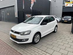 Wit Gebruikt 2011 VW Polo Comfortline Hatchback | € 4.499 (Eerlijke prijs)