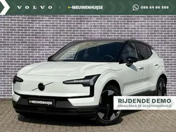 Wit Nieuw 2025 Volvo EX30 Plus SUV | € 37.825