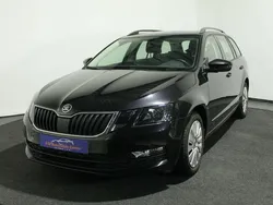 Zwart Gebruikt 2018 Skoda Octavia Ambition Stationwagen | € 12.998 (Super prijs)