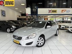 Grijs Gebruikt 2013 Volvo S60 Kinetic Sedan | € 12.950 (Eerlijke prijs)