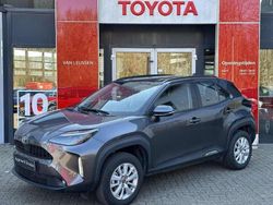 Grijs Gebruikt 2024 Toyota Yaris Cross SUV | € 27.900 (Eerlijke prijs)