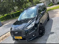 Zwart Gebruikt 2020 Ford Transit Trend Van | € 21.000 (Iets duurder)