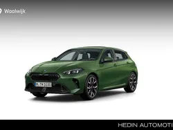 Groen Nieuw 2025 BMW 120 Shadowline Hatchback | € 56.721 (Duur)