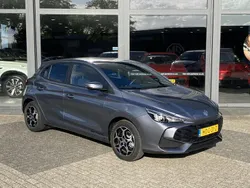 Grijs Gebruikt 2025 MG MG3 Luxury Hatchback | € 25.740 (Eerlijke prijs)