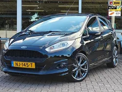 Zwart Gebruikt 2017 Ford Fiesta ST-Line Hatchback | € 10.250 (Eerlijke prijs)