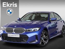 Blauw Gebruikt 2024 BMW 320e Comfort Edition Sedan | € 39.900 (Super prijs)