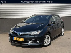 Grijs Gebruikt 2017 Toyota Auris Hybrid Hatchback | € 13.900 (Eerlijke prijs)