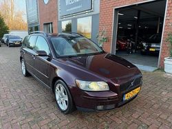 Rood Gebruikt 2004 Volvo V50 Stationwagen | € 2.900