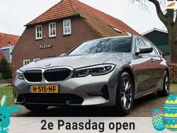 Grijs Gebruikt 2020 BMW 320 Executive Stationwagen | € 22.845 (Eerlijke prijs)