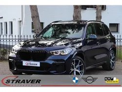 Blauw Gebruikt 2022 BMW X5 Executive SUV | € 73.950 (Goede deal)