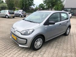 Beige (metallic) Gebruikt 2014 VW up! Hatchback | € 4.989