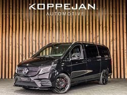 Zwart (metallic) Gebruikt 2024 Mercedes V300 AMG MPV | € 67.950 (Super prijs)