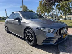 Grijs Gebruikt 2020 Mercedes A180 Premium Plus Stationwagen | € 25.000 (Goede deal)