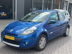 Blauw Gebruikt 2011 Renault Clio II Collection Hatchback | € 3.450 (Eerlijke prijs)