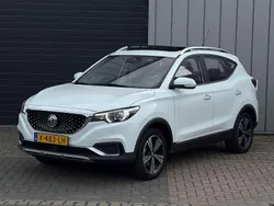 Wit Gebruikt 2021 MG ZS Luxury Sedan | € 15.998 (Goede deal)