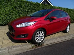 Rood Gebruikt 2016 Ford Fiesta Titanium X Hatchback | € 7.450 (Eerlijke prijs)