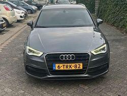 Grijs Gebruikt 2014 Audi A3 S-Line Sedan | € 8.500 (Super prijs)