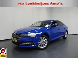 Blauw Gebruikt 2021 Skoda Superb Business Line Hatchback | € 21.340 (Eerlijke prijs)
