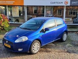 Blauw (metallic) Gebruikt 2006 Fiat Grande Punto Hatchback | € 1.750 (Eerlijke prijs)