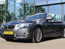 Grijs, metallic lak Gebruikt 2018 BMW 220 Executive Cabriolet | € 27.950 (Eerlijke prijs)