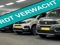 Oranje, metallic lak Gebruikt 2021 Peugeot Rifter GT MPV | € 26.995 (Eerlijke prijs)