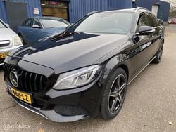 Zwart Gebruikt 2015 Mercedes C400 AMG Stationwagen | € 19.999 (Goede deal)